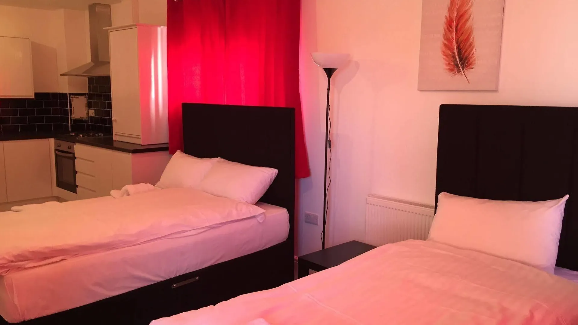 Aparthotel Canary Heights Hotel London